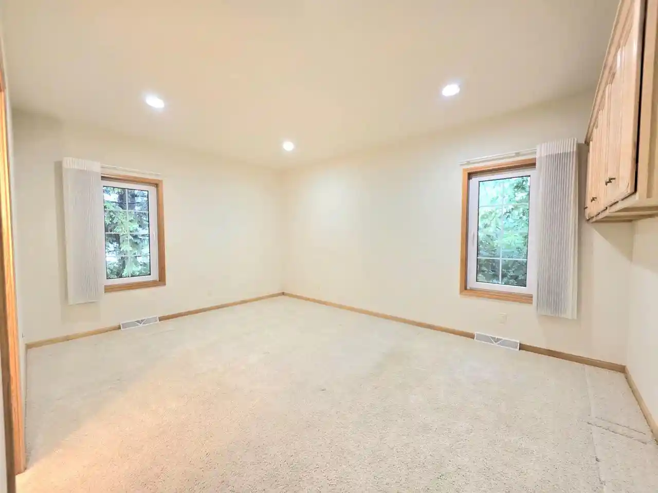 2nd image of 707 Giddings Avenue Avenue, Sheboygan Falls, WI 53085 | MLS# 1966628
