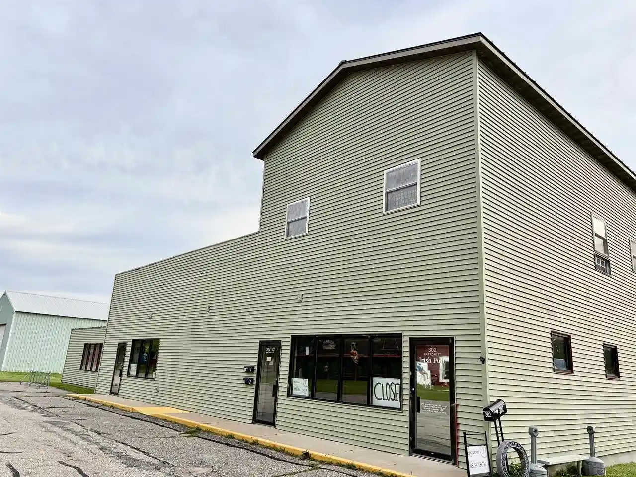 Homes for sale in Elroy, WI | 302 Railroad Street Street, Elroy, WI 53929 | MLS# 2025528