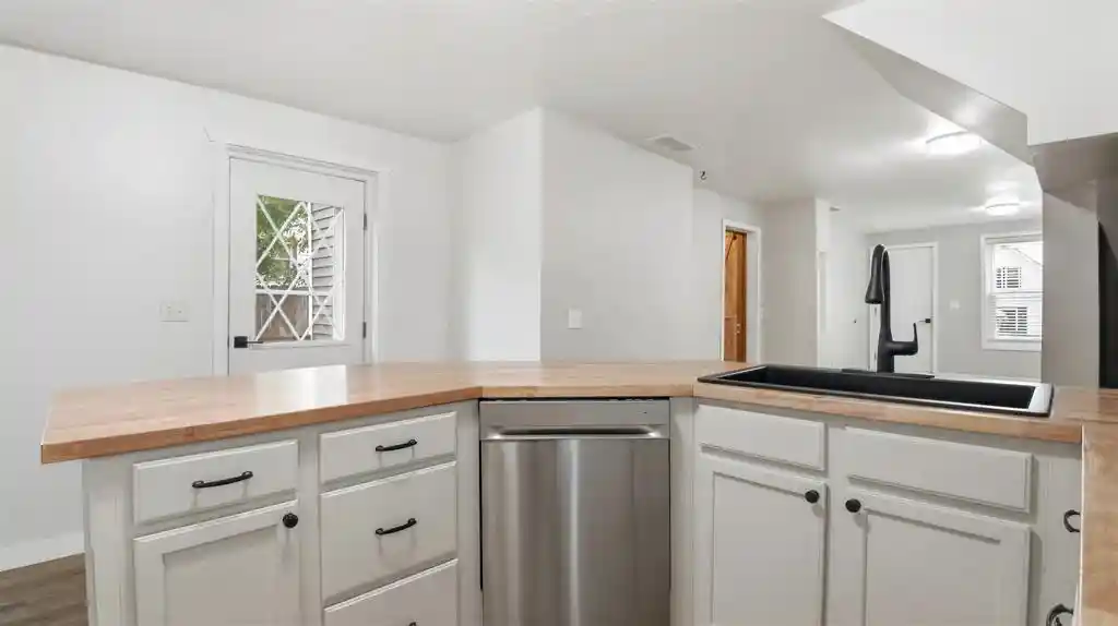 Homes for sale in Stanley, WI | 213 Garfield Street Street, Stanley, WI 54768 | MLS# 1602141