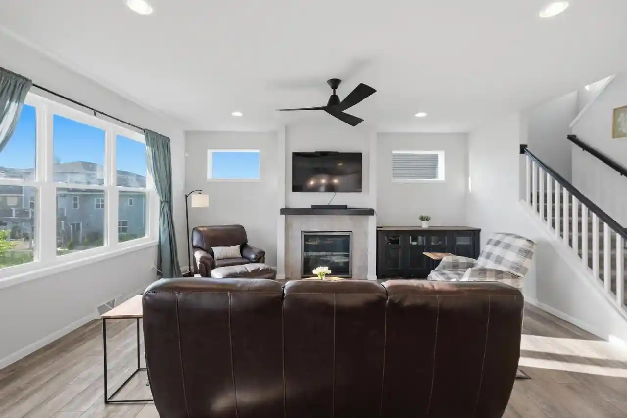 2nd image of 5326 N Peninsula Way Way, Mcfarland, WI 53558 | MLS# 2025546