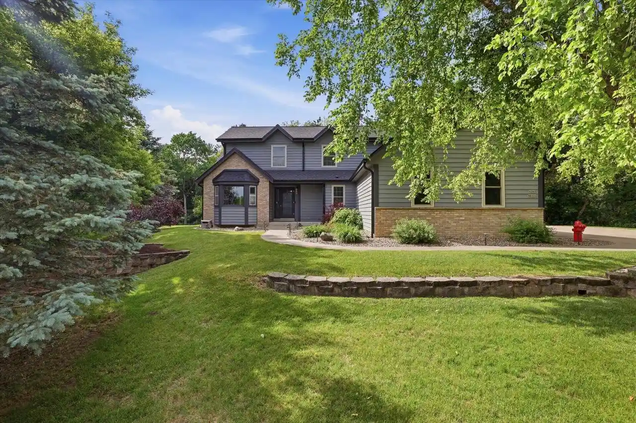 1st image of W280n8123 Black Diamond Court Court, Hartland, WI 53029 | MLS# 1966664