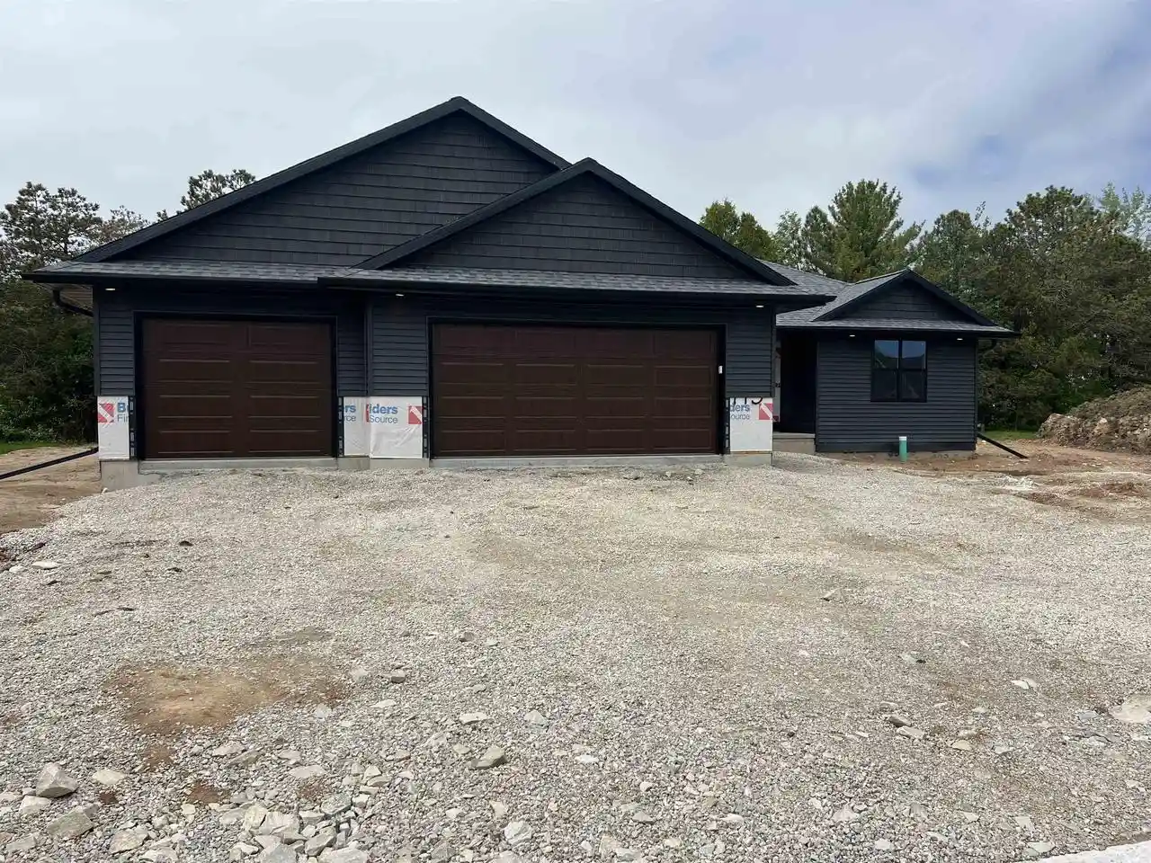 Homes for sale in Algoma, WI | 413 Carrie Lynn Avenue Avenue, Algoma, WI 54201 | MLS# 50327210