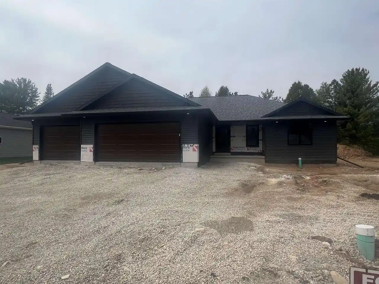 Homes for sale in Algoma, WI | 413 Carrie Lynn Avenue Avenue, Algoma, WI 54201 | MLS# 50327210