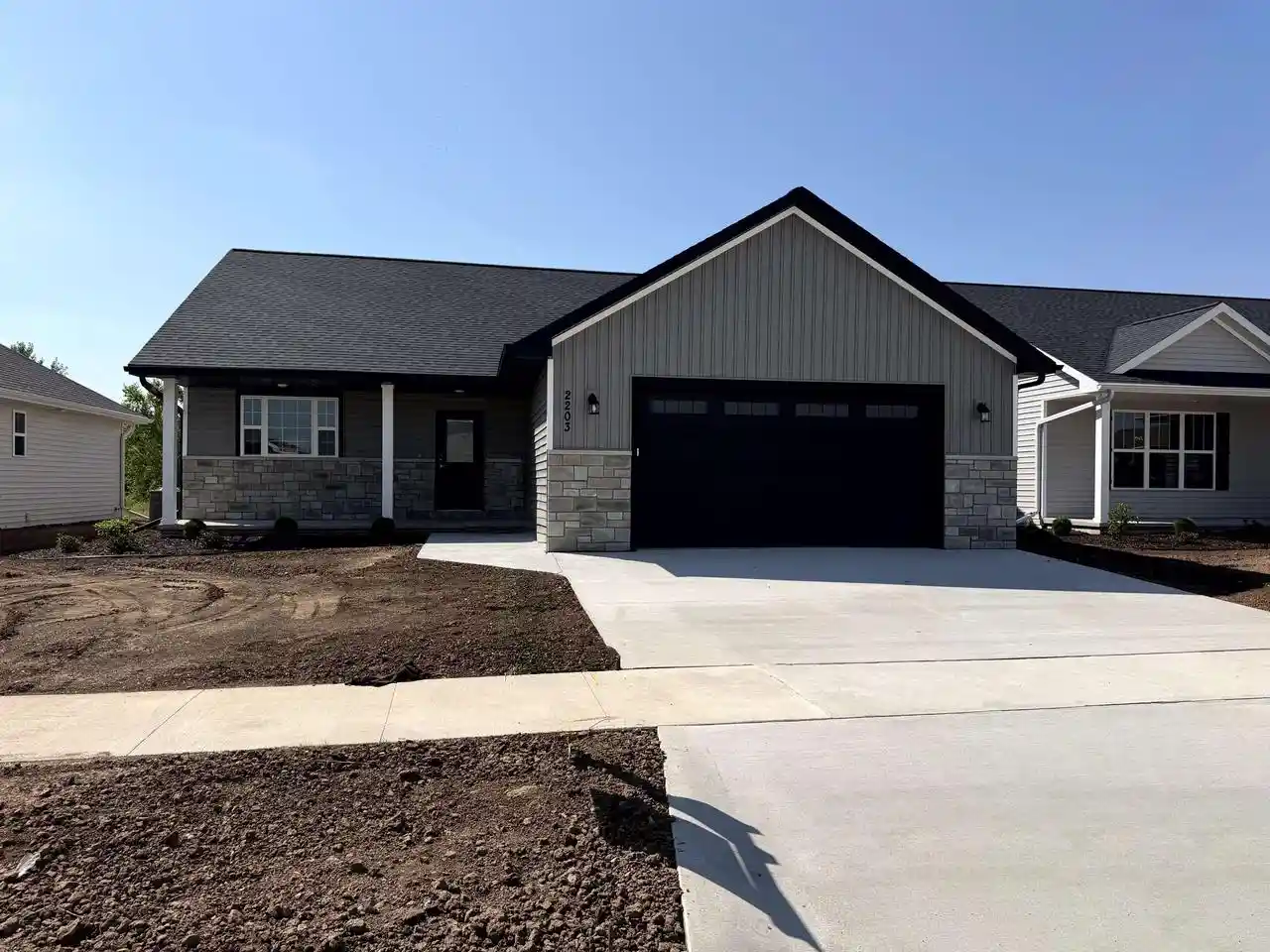 Single family home for sale at 2203 Golden Gate Dr Dr, Appleton, WI 54913 | MLS# 50327212 | Listing updated on 2026-09-15