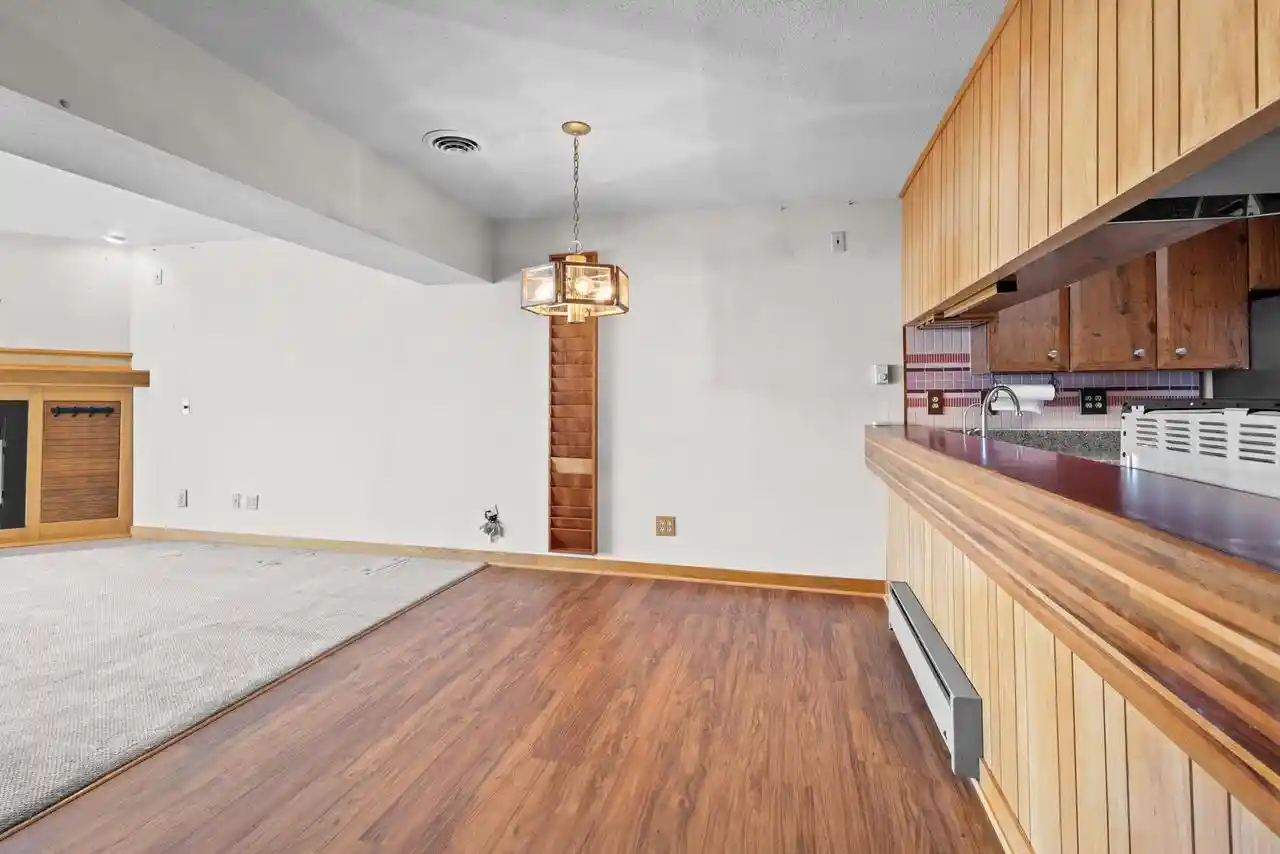3rd image of 404 S Blount St St, Madison, WI 53703
