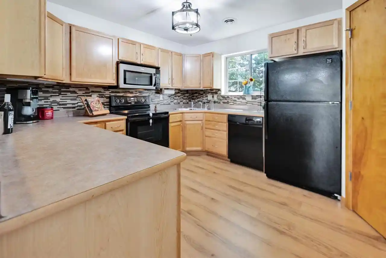 Homes for sale in Middleton, WI | 5241 Frisco Court Court, Middleton, WI 53562 | MLS# 2025555