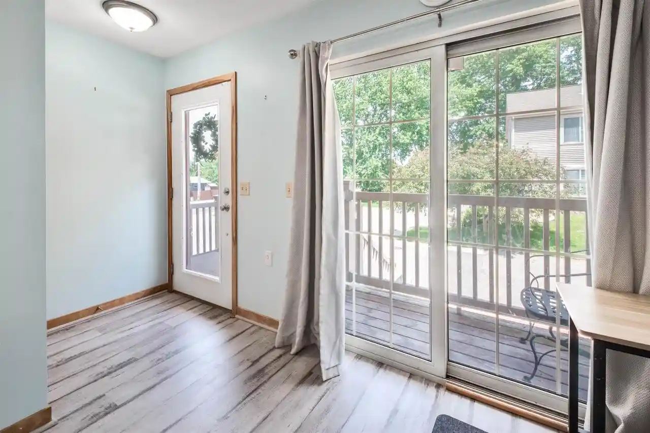 Homes for sale in Middleton, WI | 5241 Frisco Court Court, Middleton, WI 53562 | Houzeo
