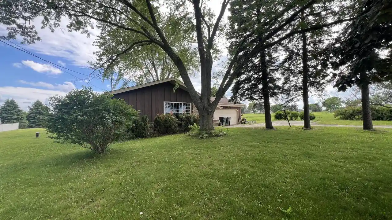 Homes for sale in Bristol, WI | 20525 93rd Street Street, Bristol, WI 53104 | MLS# 1966681