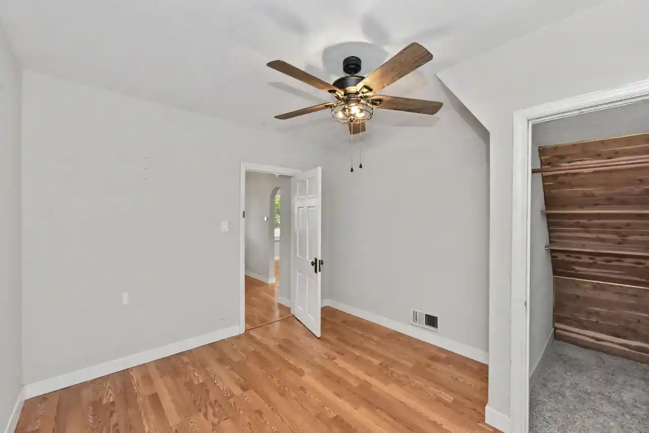 Homes for sale in Wauwatosa, WI | 10918 W Wells Street Street, Wauwatosa, WI 53226 | MLS# 1966686