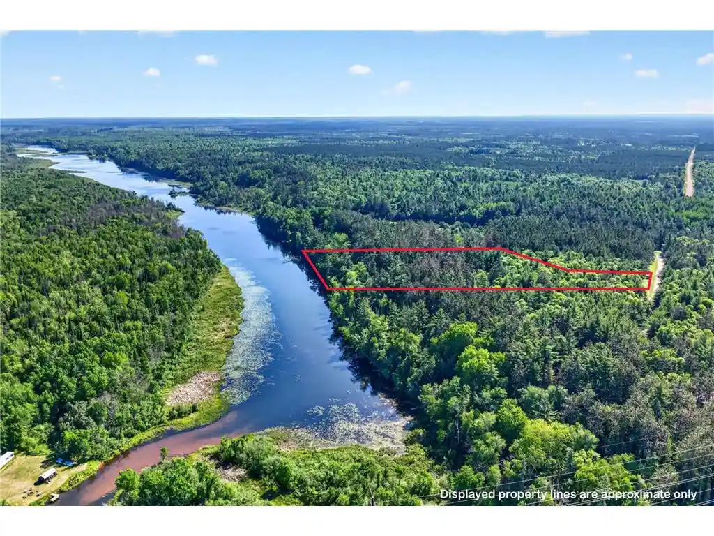 Homes for sale in Gordon, WI | 9734 E Acorn Dr Dr, Gordon, WI 54838 | MLS# 7090936