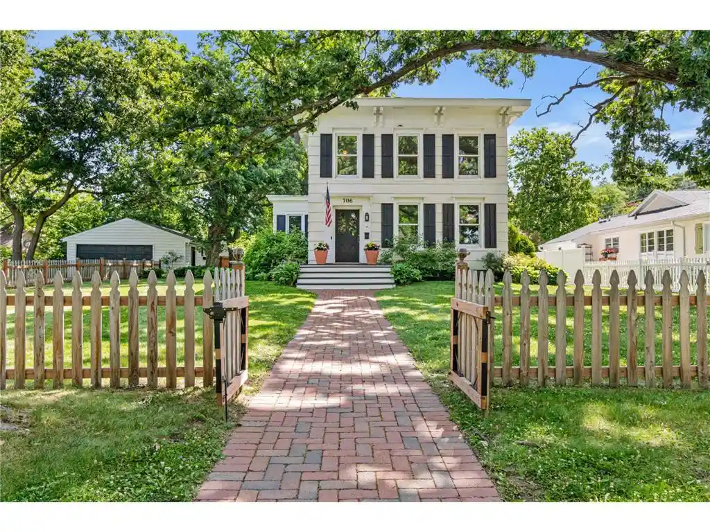 1st image of 706 6th Street Street, Hudson, WI 54016 | MLS# 7089765