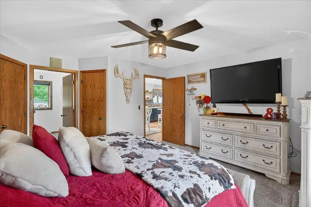 Photo 3 of Single family home for sale at W8127 Dumke Road Road, Portage, WI 53901 | MLS# 2025590 | Listing updated on 2026-08-19