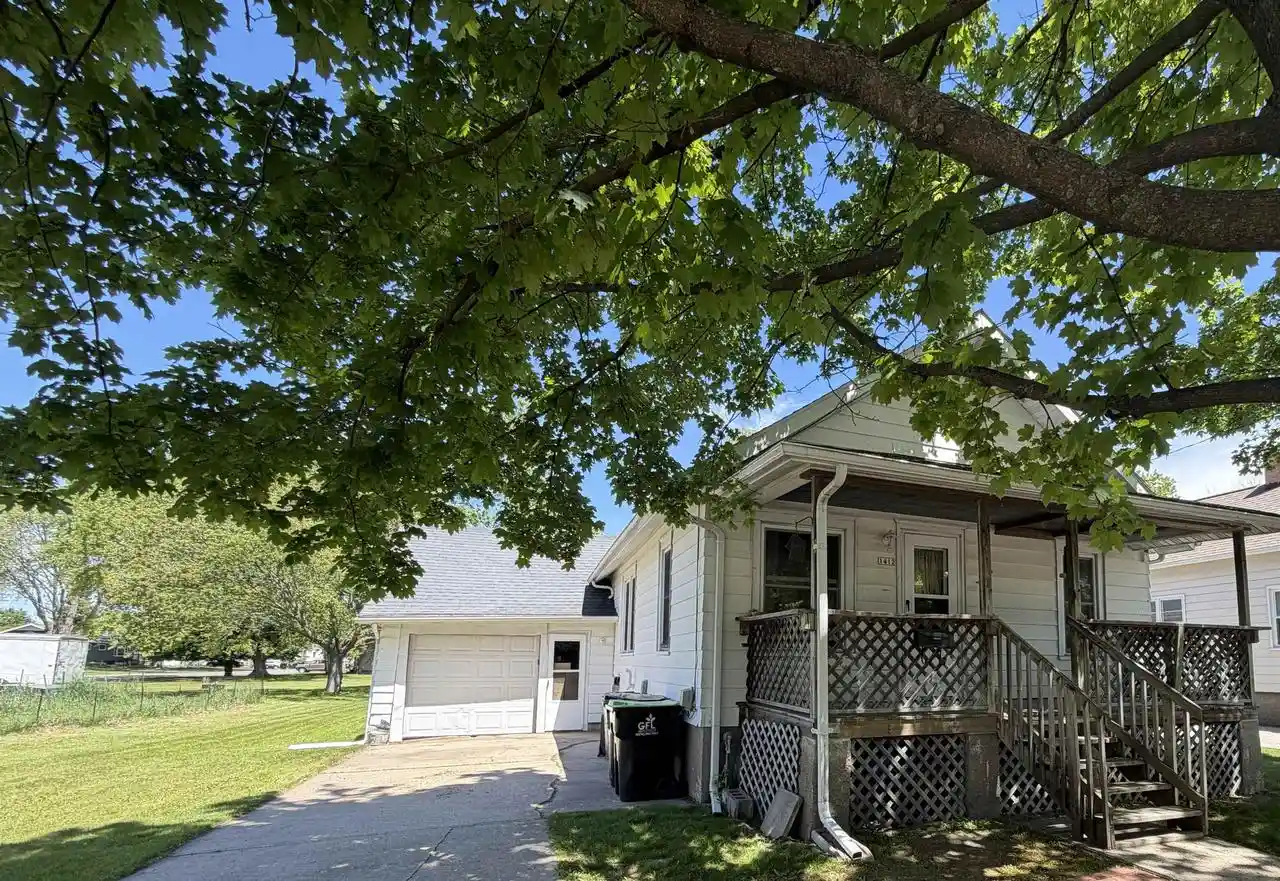 Homes for sale in Menominee, MI | 1412 34th Avenue Avenue, Menominee, MI 49858 | MLS# 50327213