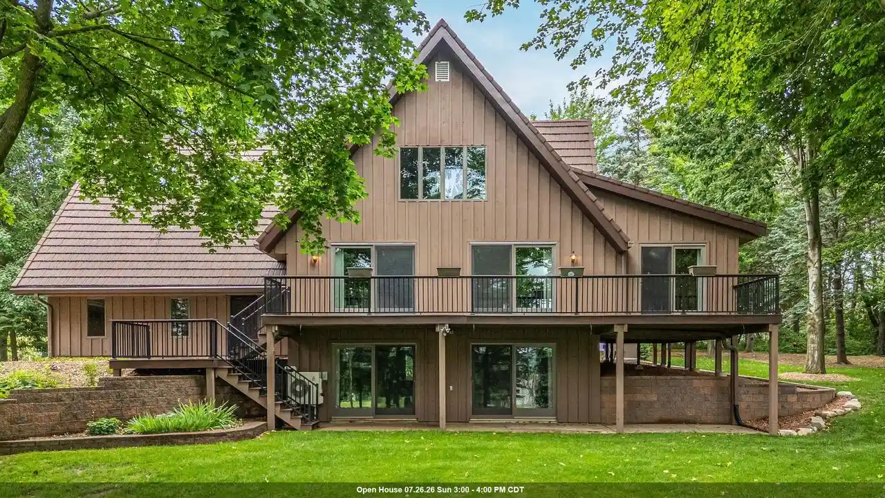 Homes for sale in Hortonville, WI | 63 Crestview Dr Dr, Hortonville, WI 54844 | MLS# 50327235