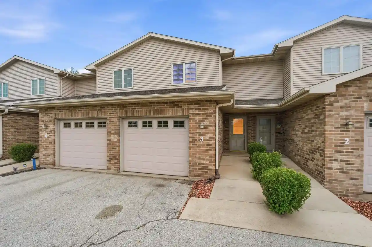 Photo 1 of Condo for sale at 2127 Royal Crest Circle Circle #3, Green Bay, WI 54311 | MLS# 50327234 | Listing updated on 2026-09-05