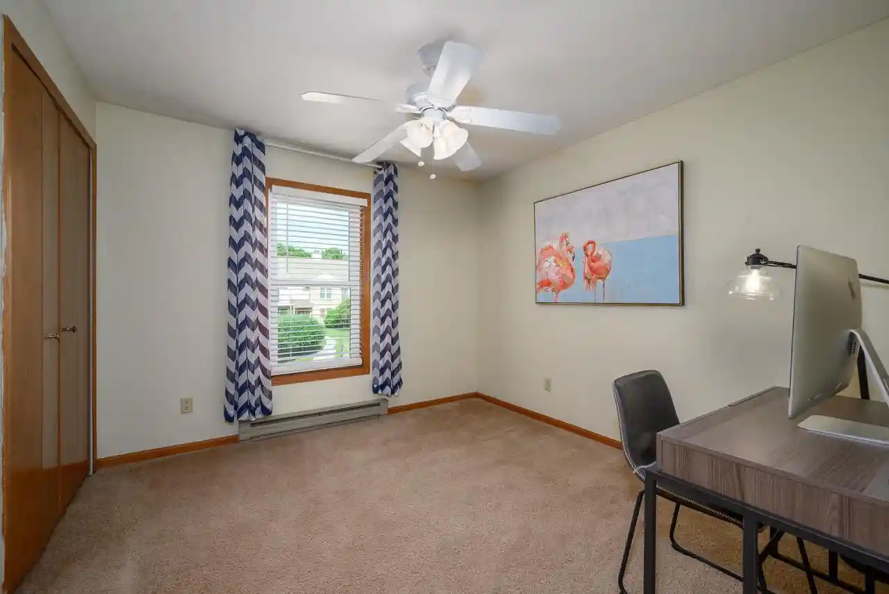 Listing Photo 5 - Condo for sale in building located at 6758 Park Ridge Dr Dr, Madison, WI 53719 - Unit #C