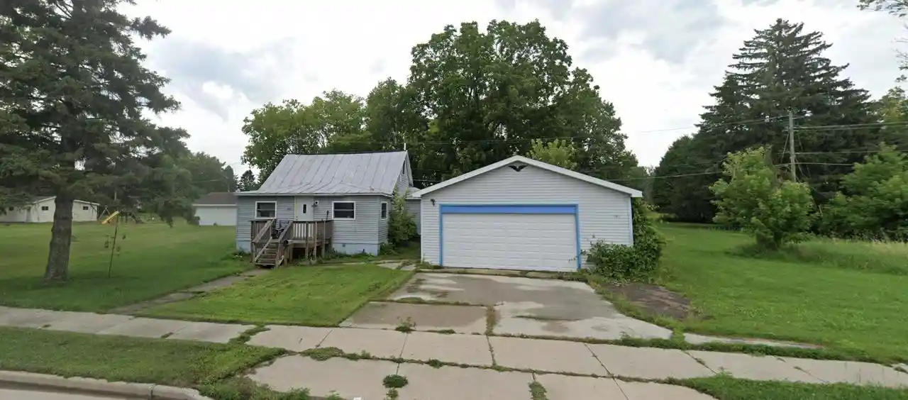 1st image of 1615 Main Street Street, Oconto, WI 54153 | MLS# 50327253