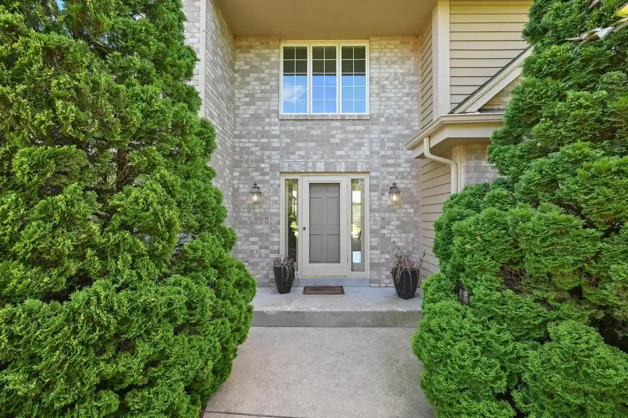 Photo 4 of Single family home for sale at 224 Crooked Stick Pass Pass, North Prairie, WI 53153 | MLS# 1966807 | Listing updated on 2026-09-22