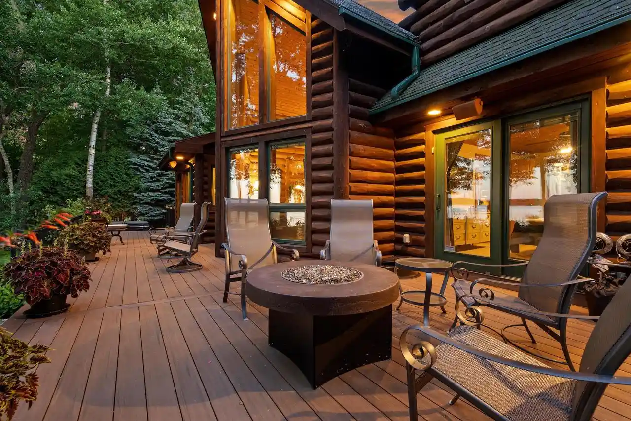Photo 3 of Sale Pending at 19 Hickory Dr Dr, Random Lake, WI 53075 | MLS# 1966804 | Listing updated on 2026-06-30