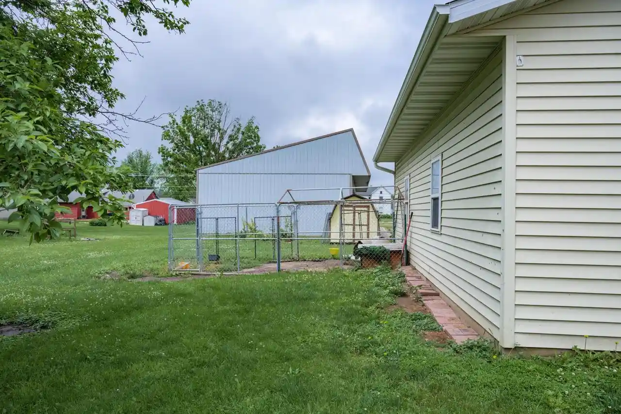Homes for sale in Elroy, WI | 1313 2Nd Main Street Street, Elroy, WI 53929 | MLS# 2025608
