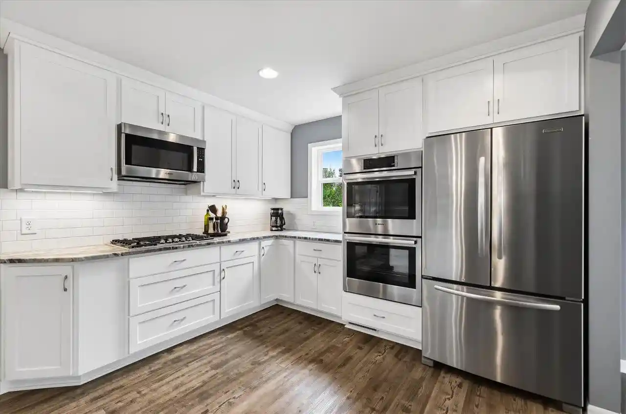 4th image of W171N10218 Wildrose Lane Lane, Germantown, WI 53022 | MLS# 1966826