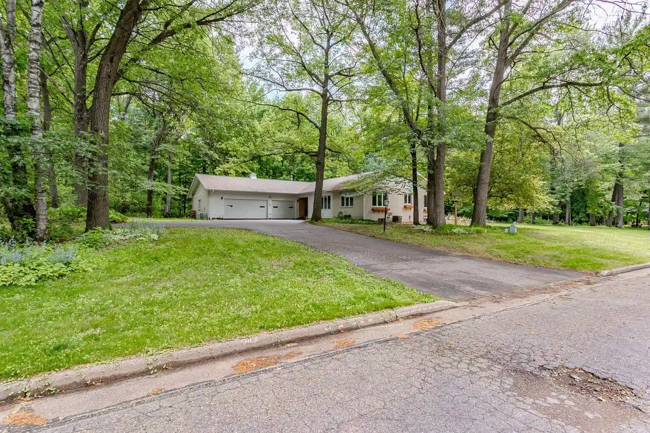 1st image of 709 Wildwood Lane Lane, Merrill, WI 54452 | MLS# 22602638