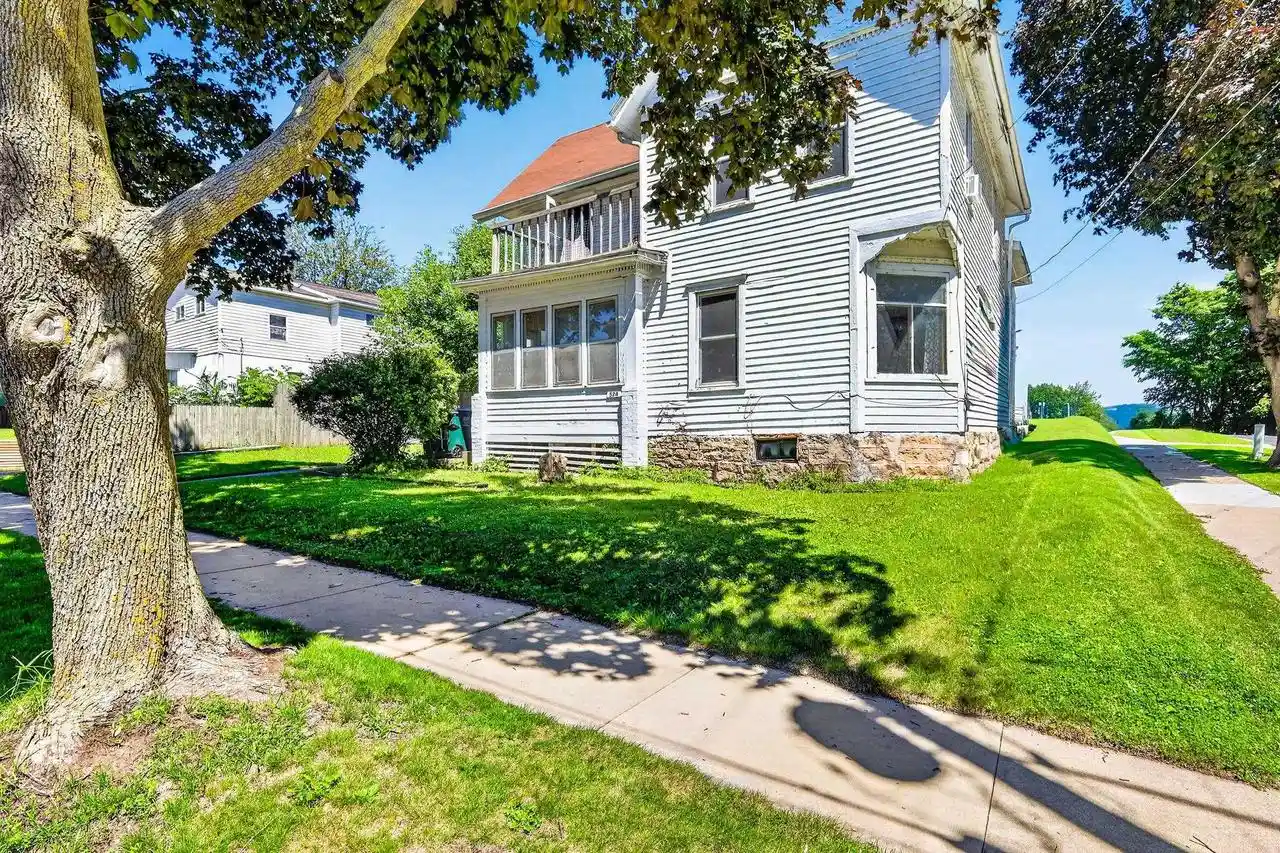 1st image of 524 E Jefferson Street Street, Stoughton, WI 53589 | MLS# 2025619