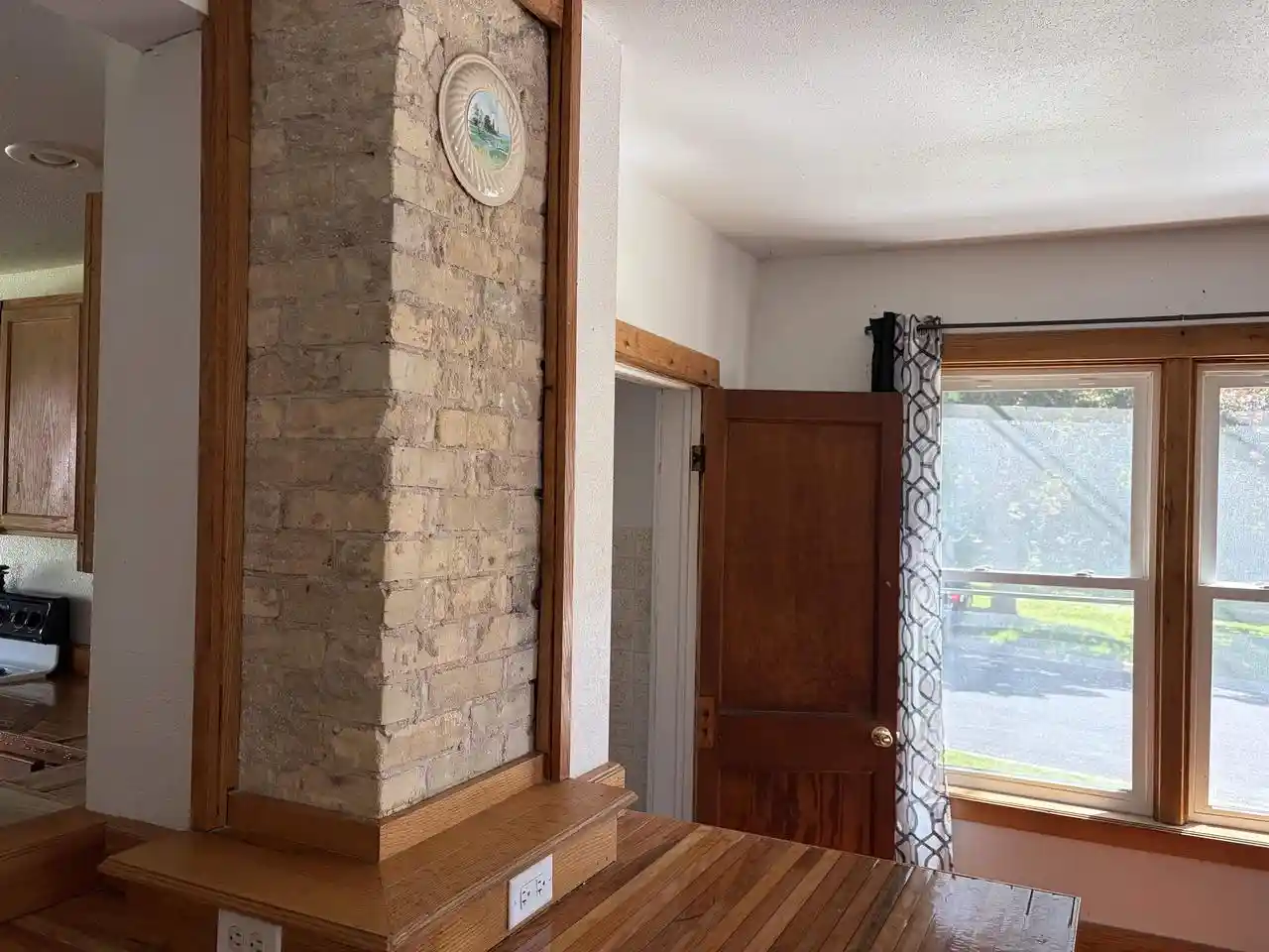 5th image of 524 E Jefferson Street Street, Stoughton, WI 53589 | MLS# 2025619