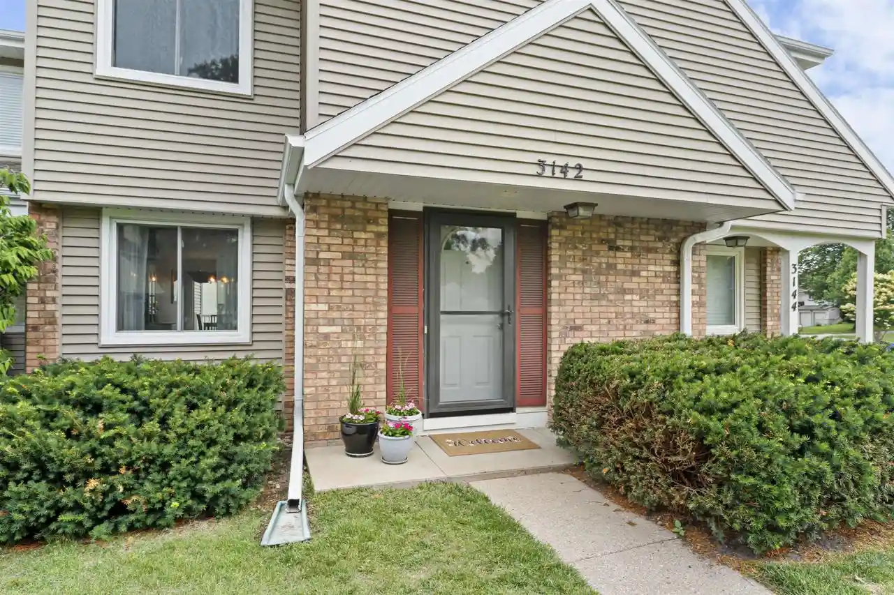 1st image of 3142 Patty Lane Lane, Middleton, WI 53562 | MLS# 2025618