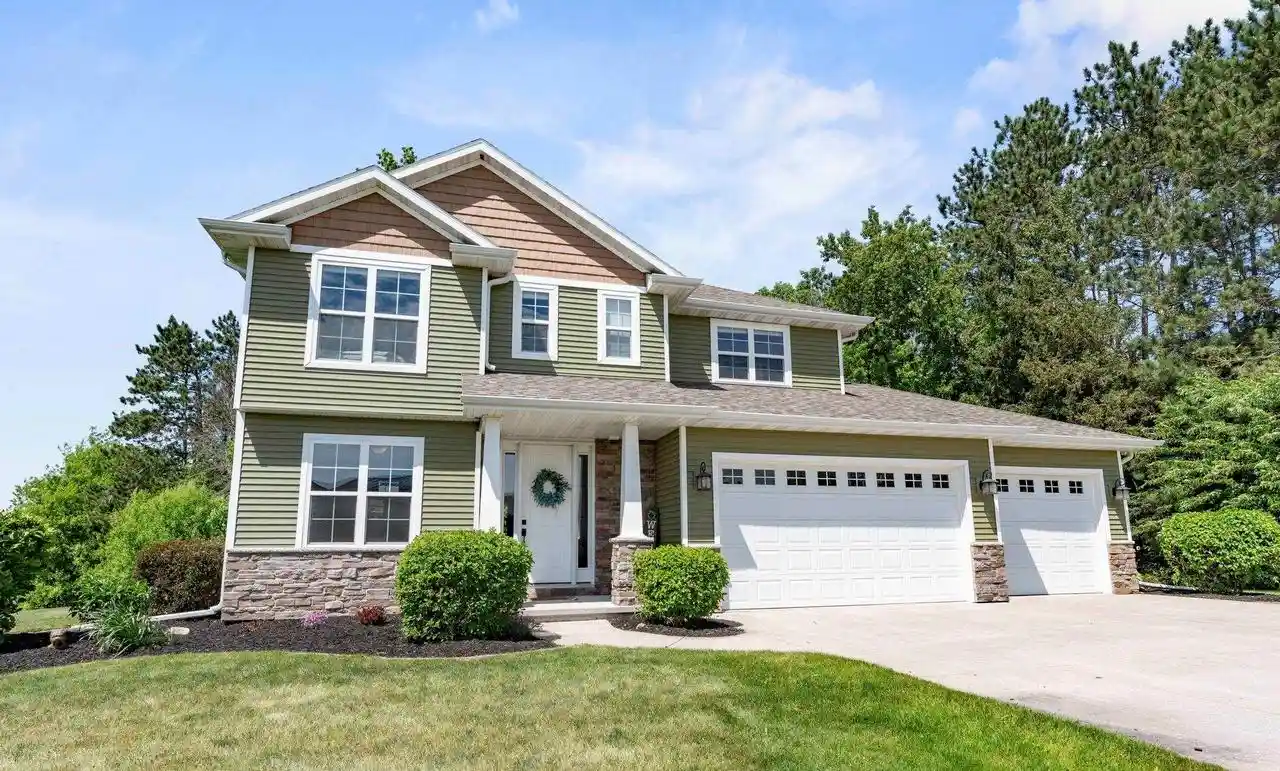 Homes for sale in Hortonville, WI | W7574 Cross Country Lane Lane, Hortonville, WI 54944 | MLS# 50327274