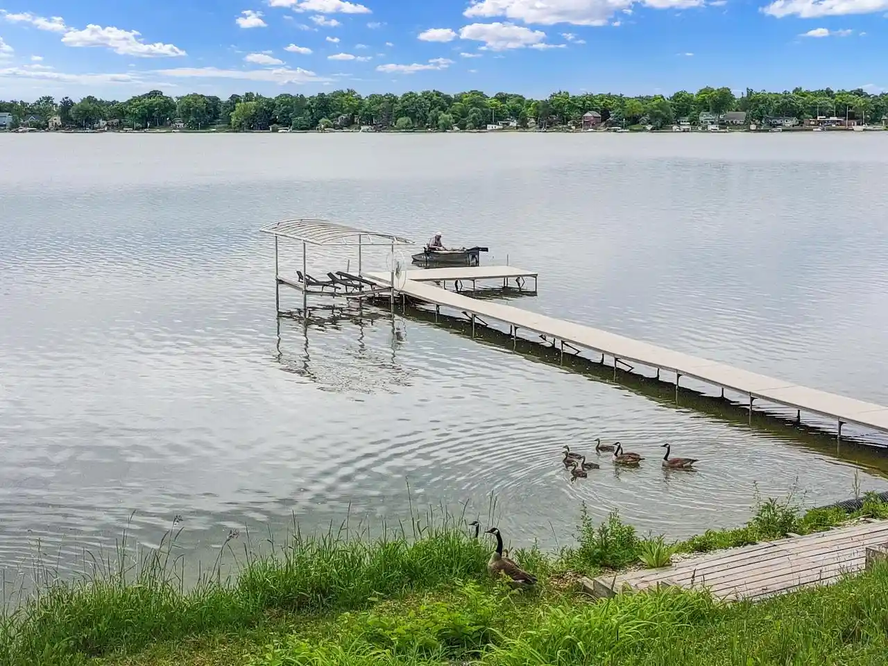 3rd image of 24315 Fairway Dr Dr, Kansasville, WI 53139 | MLS# 1966839
