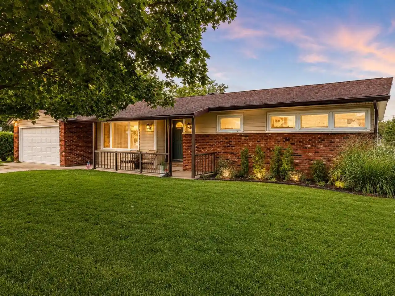 Photo 1 of Single family home for sale at 2720 S 32nd Street Street, La Crosse, WI 54601 | MLS# 1966843 | Listing updated on 2026-08-17