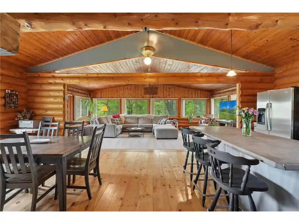 2nd image of 1295 Evergreen Dr Dr, River Falls, WI 54022 | MLS# 7076813