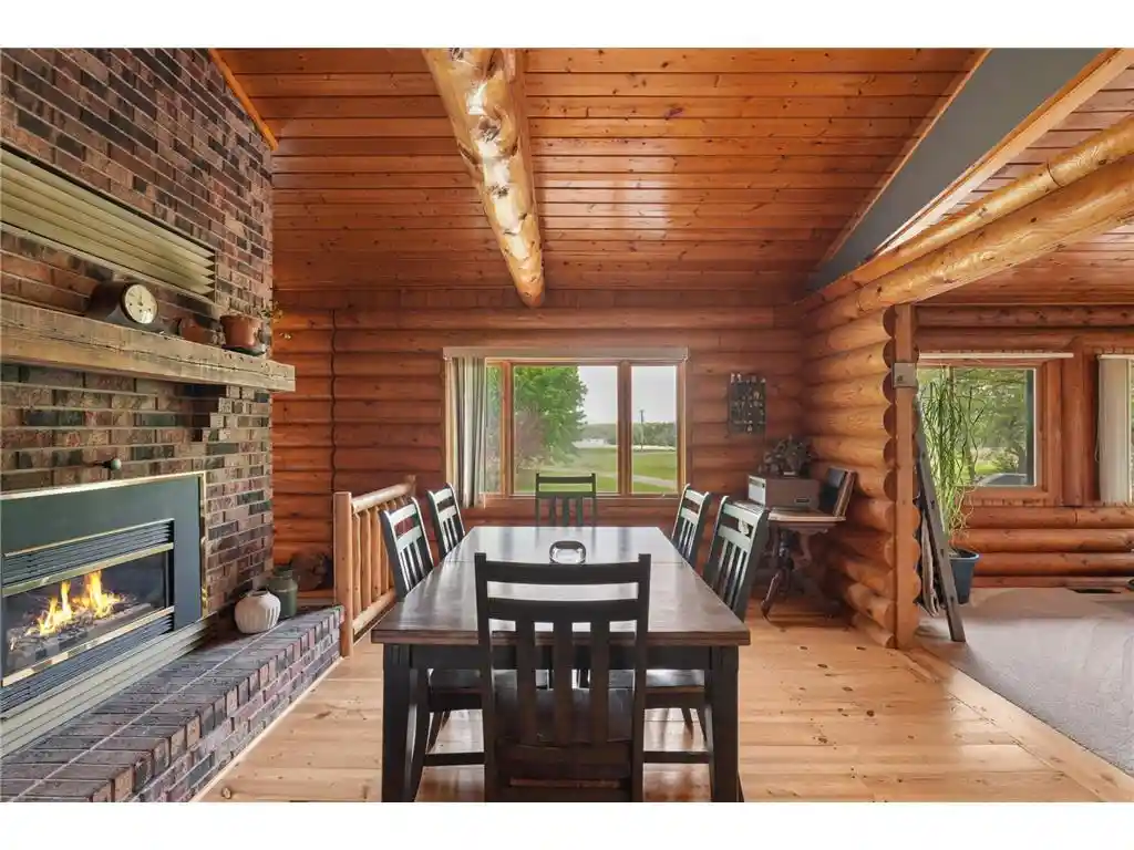 4th image of 1295 Evergreen Dr Dr, River Falls, WI 54022 | MLS# 7076813