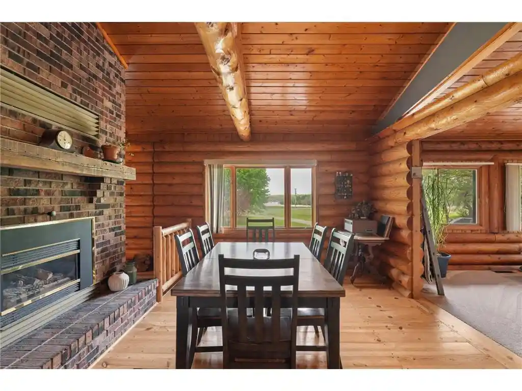 5th image of 1295 Evergreen Dr Dr, River Falls, WI 54022 | MLS# 7076813