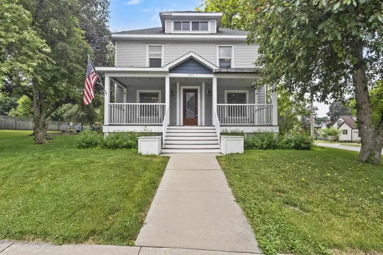 Homes for sale in Markesan, WI | 325 S Bridge Street Street, Markesan, WI 53946 | MLS# 2025629