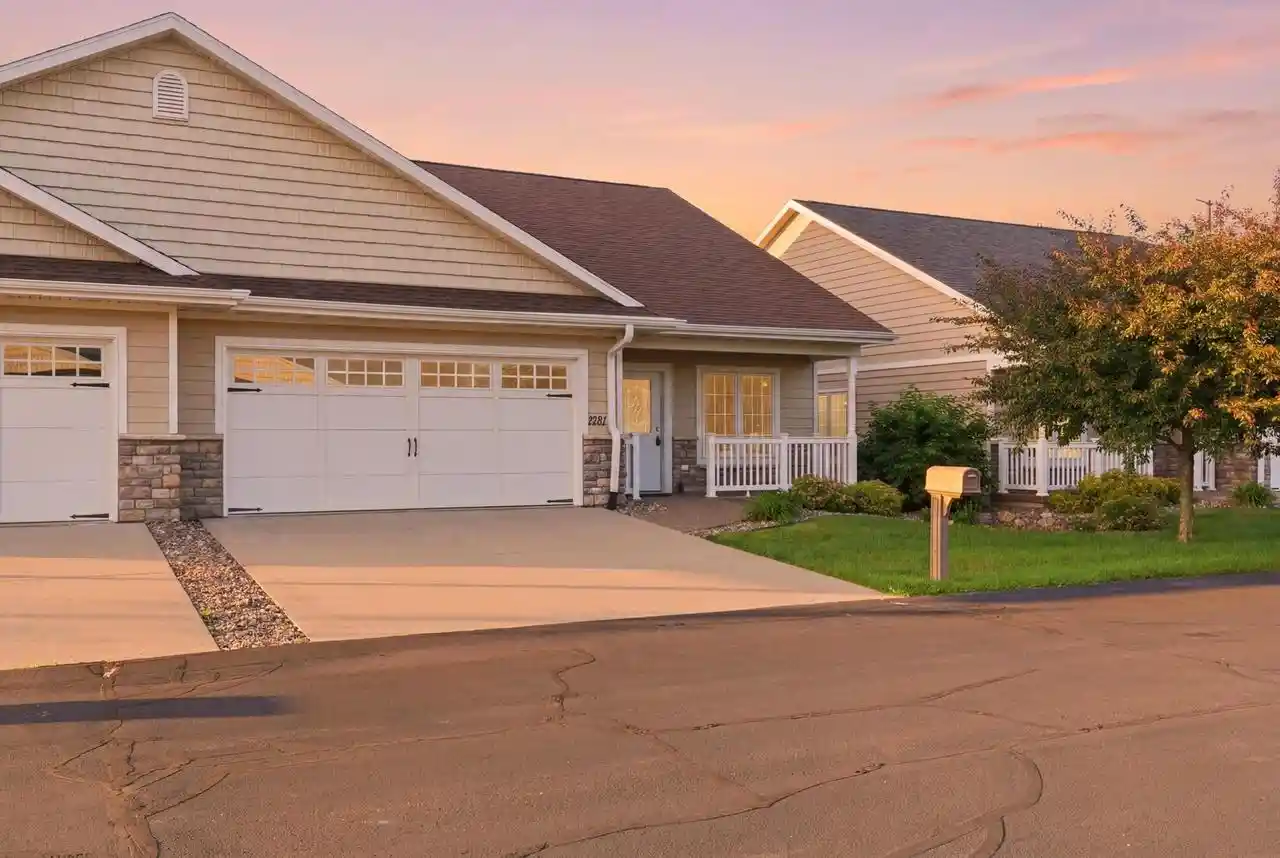 1st image of 1321 Barson Pl Pl #50, Onalaska, WI 54650 | MLS# 1966853
