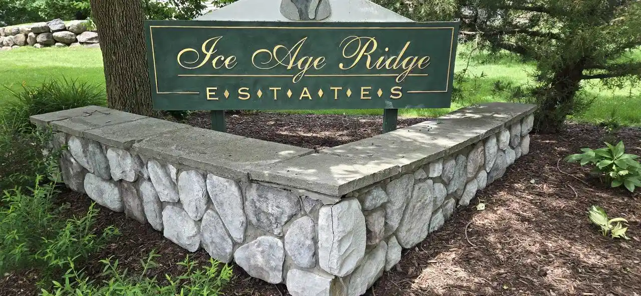 1st image of 2 Snowflake Court Court, Madison, WI 53719 | MLS# 2025633