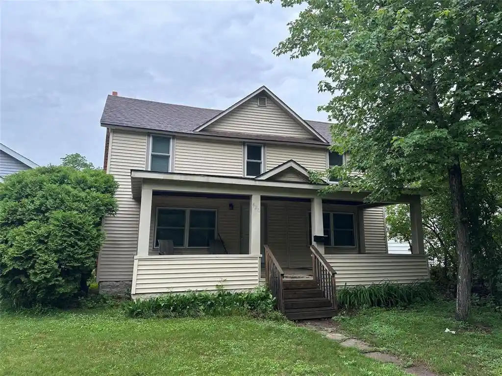 1st image of 420 1st Avenue Avenue, Eau Claire, WI 54703 | MLS# 1602188