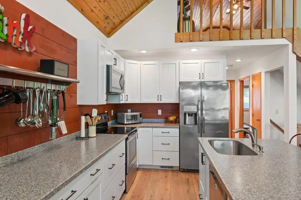 2nd image of S609 E Redstone Dr Dr, La Valle, WI 53941 | MLS# 2025647
