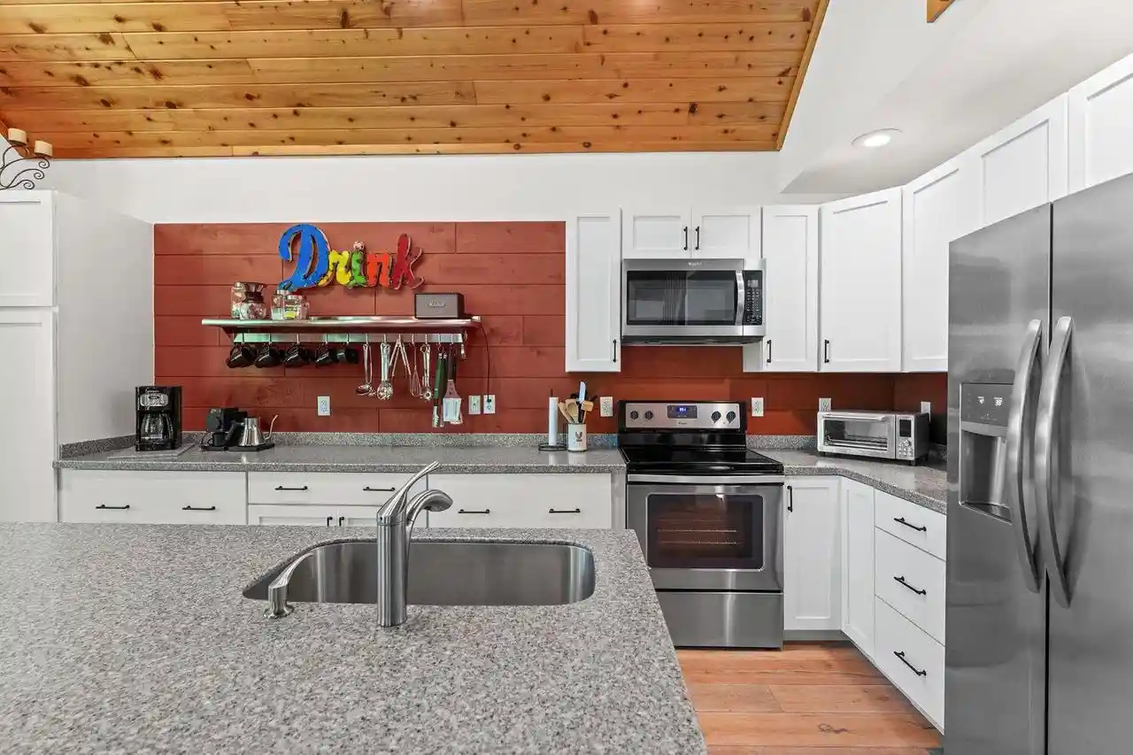 4th image of S609 E Redstone Dr Dr, La Valle, WI 53941 | MLS# 2025647