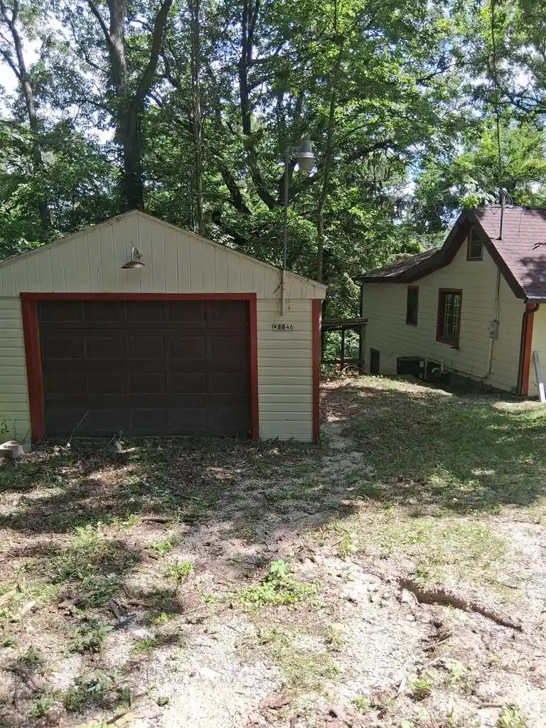 Photo 3 of Single family home for sale at W8846 Hickory Dr Dr, Delavan, WI 53115 | MLS# 2025654 | Listing updated on 2026-09-13