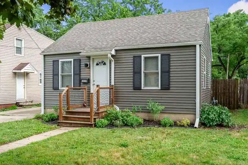 Homes for sale in Beloit, WI | 1430 Copeland Avenue Avenue, Beloit, WI 53511 | MLS# 2025652