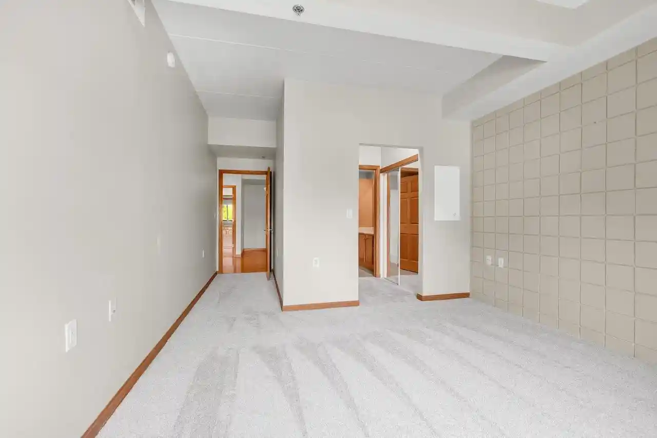 Homes for sale in Appleton, WI | 400 N Richmond St St, Appleton, WI 54911