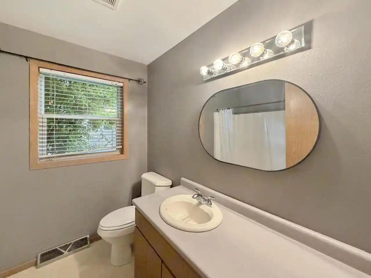 4th image of 468 Pine Tree Dr Dr #468, Fond Du Lac, WI 54935 | MLS# 1966893