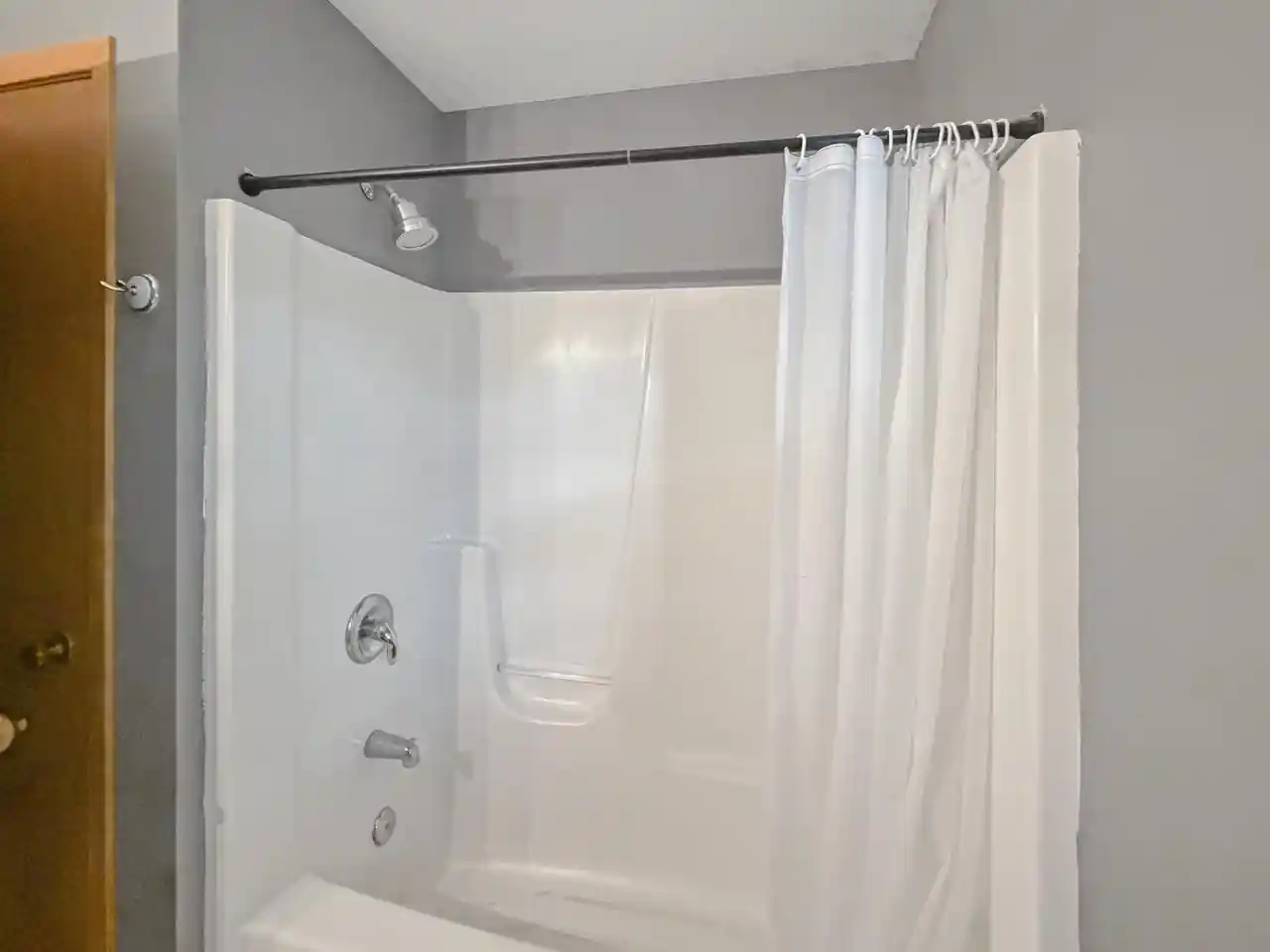 5th image of 468 Pine Tree Dr Dr #468, Fond Du Lac, WI 54935 | MLS# 1966893