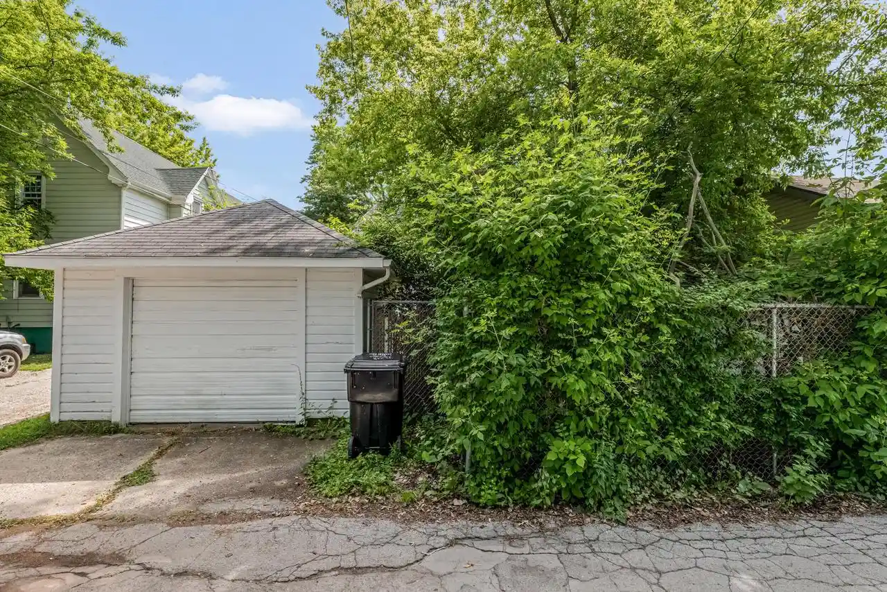 Homes for sale in Racine, WI | 1648 Boyd Avenue Avenue, Racine, WI 53405 | MLS# 1966899