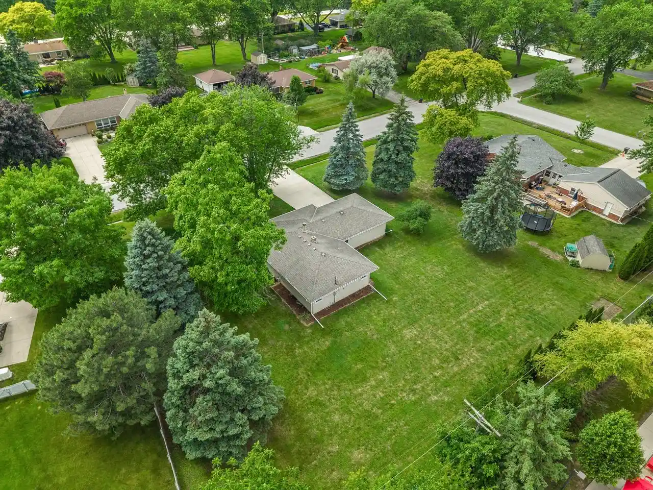 Homes for sale in New Berlin, WI | 3706 S 157Th Street Street, New Berlin, WI 53151 | MLS# 1966901