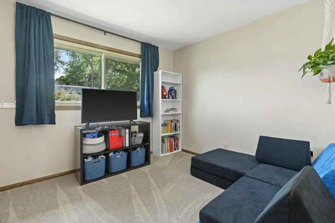 2nd image of 118 Walker Dr Dr, Madison, WI 53714 | MLS# 1966906