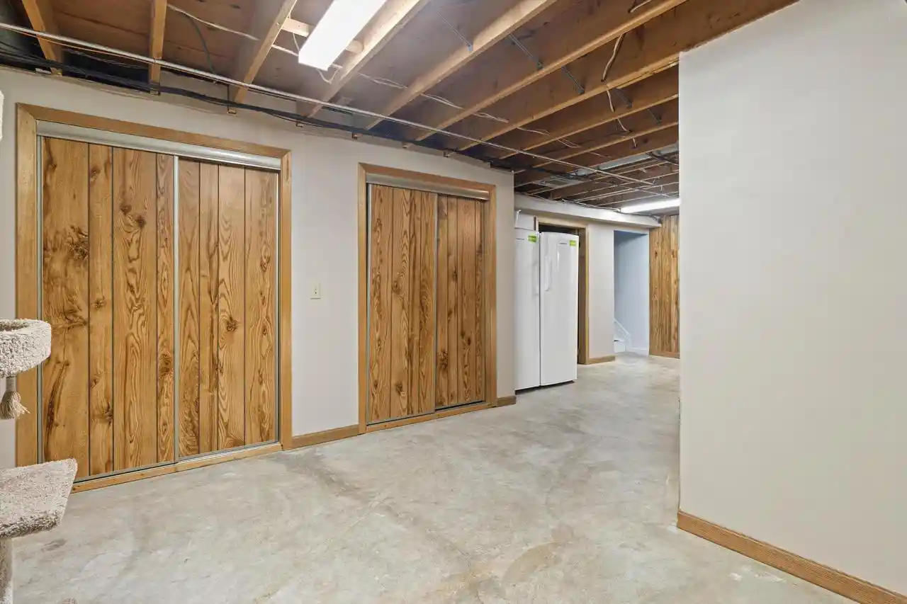 4th image of 118 Walker Dr Dr, Madison, WI 53714 | MLS# 1966906